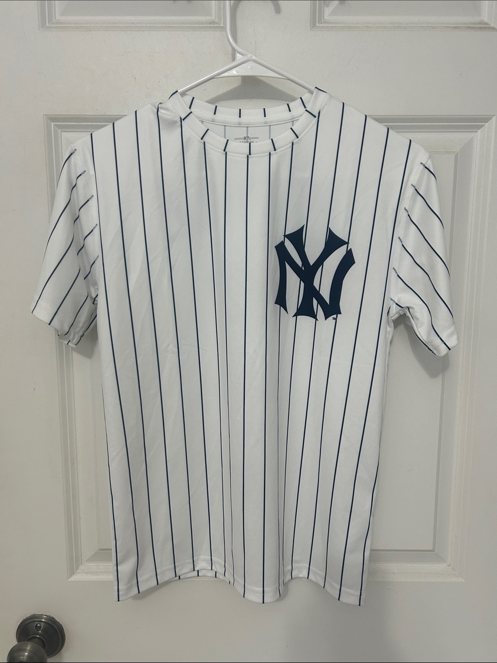 Mickey Mantle NY Yankees Jersey Size medium 10–12 white pinstriped Shirt
